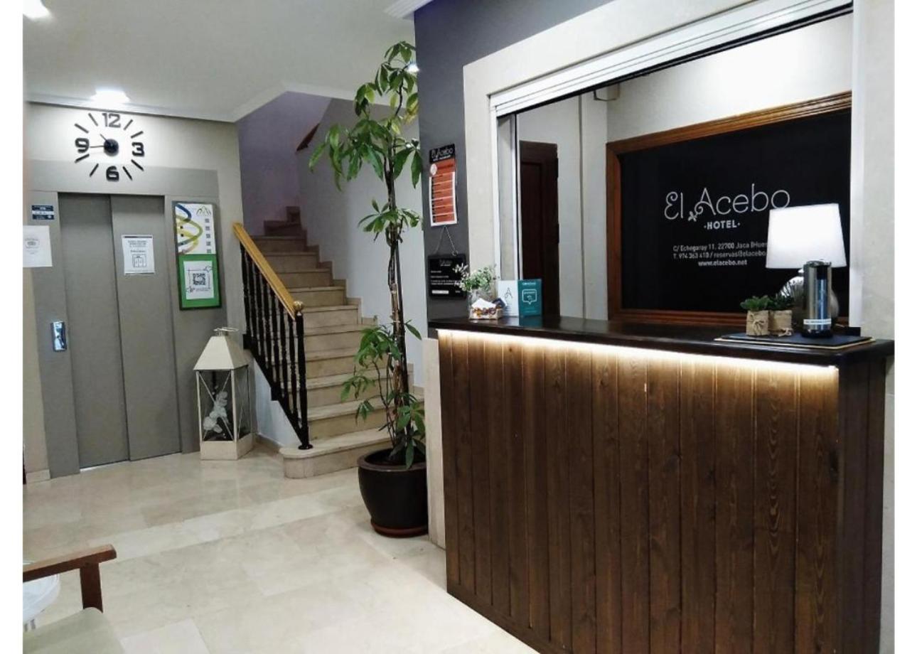 Hotel El Acebo Jaca Zewnętrze zdjęcie