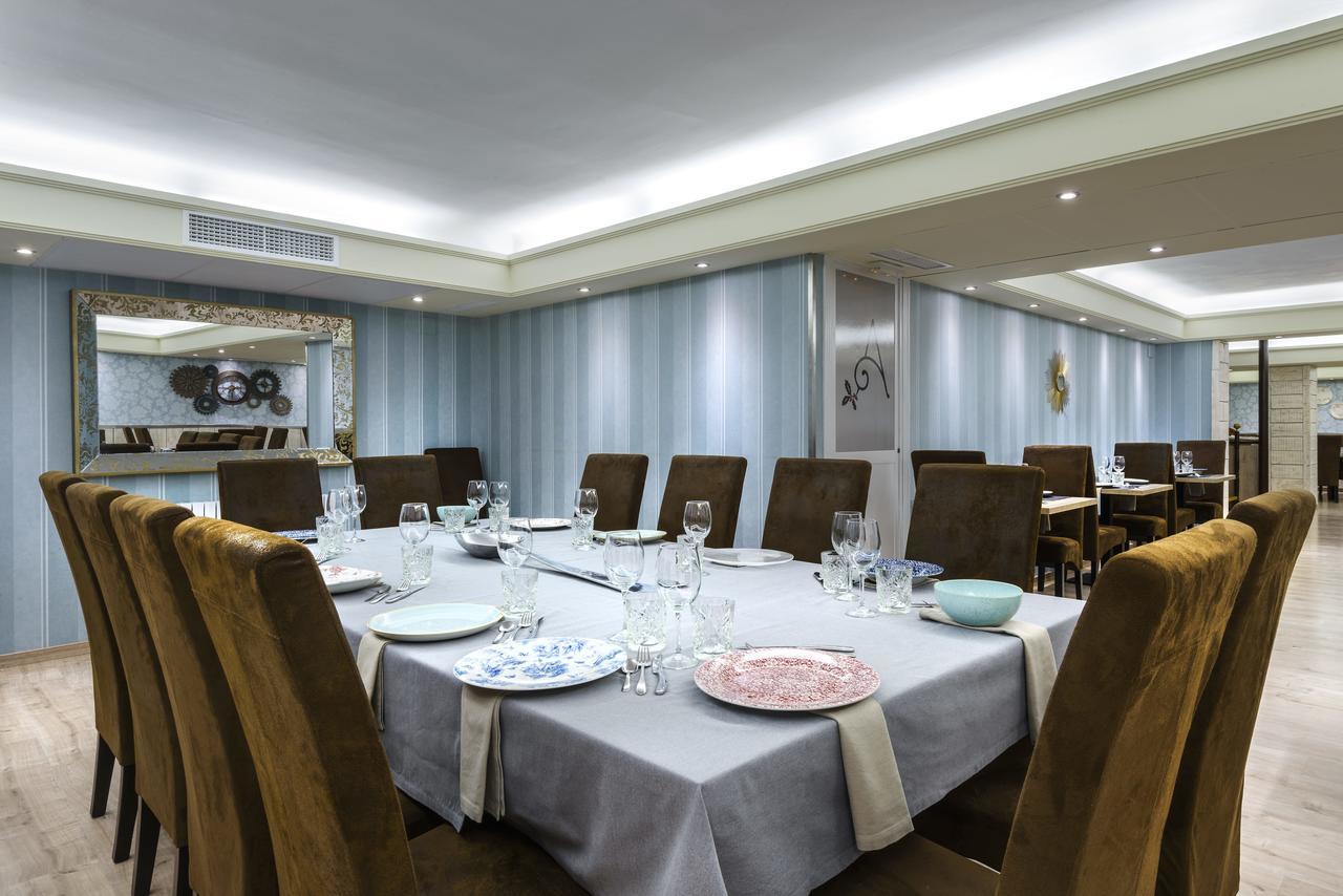 Hotel El Acebo Jaca Zewnętrze zdjęcie