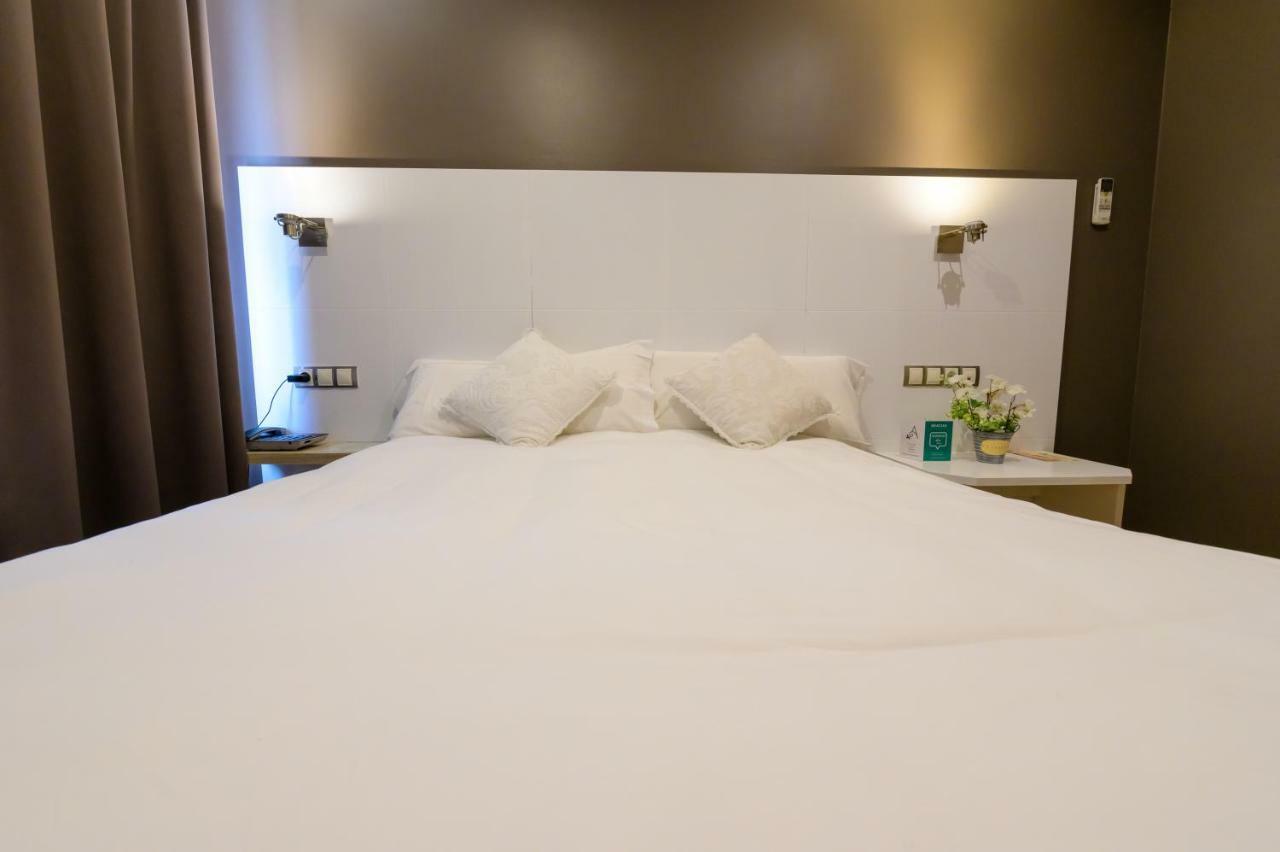 Hotel El Acebo Jaca Zewnętrze zdjęcie